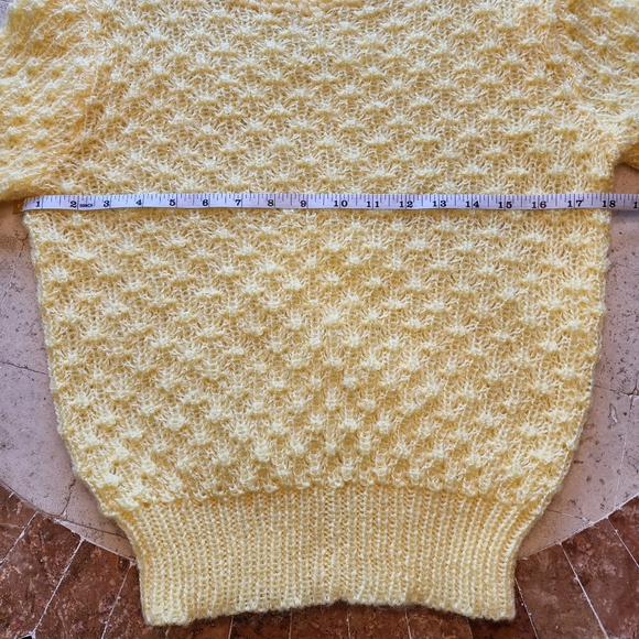 Chelsea Place 90s Womens Yellow Knit Sweater Size Small - Picture 4 of 6